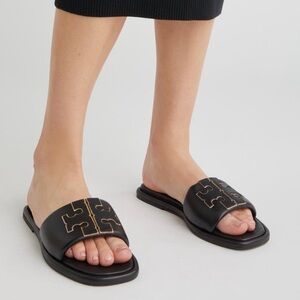 Like new with box!! Double-T Leather Sport
Slide Sandal